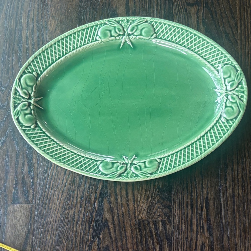 New Bordallo Pinheiro Green Large Serving Platter Rabbits Bunnies Easter Vintage